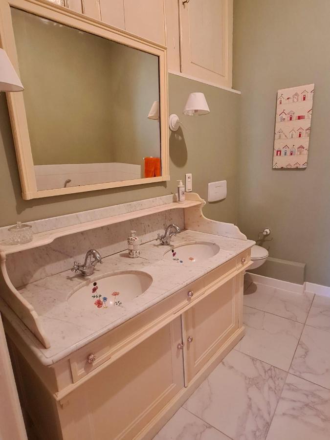 Saint-Amand-Mont-Rond Maison Zola B&B 외부 사진